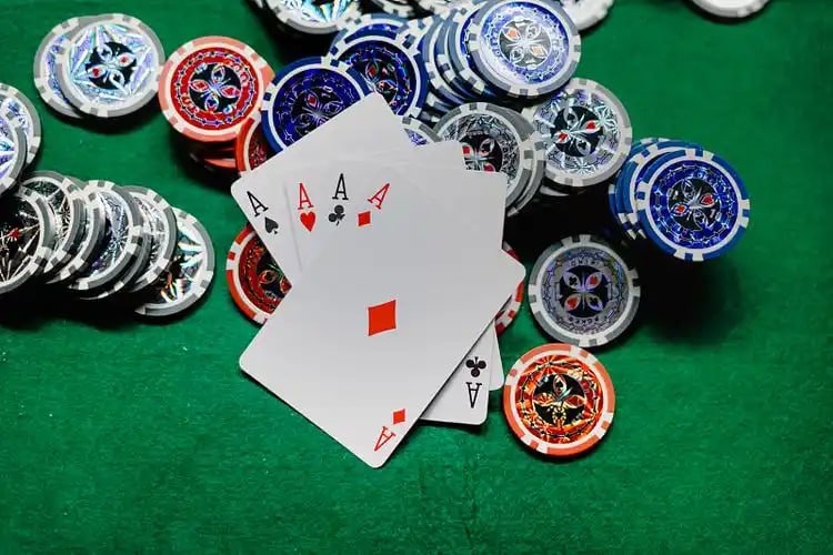 n 400 VIP Baccarat Lounge